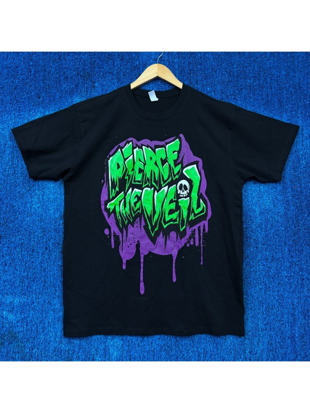 Pierce the Veil Candy Skull Graffiti Spell-Out Band Tee L